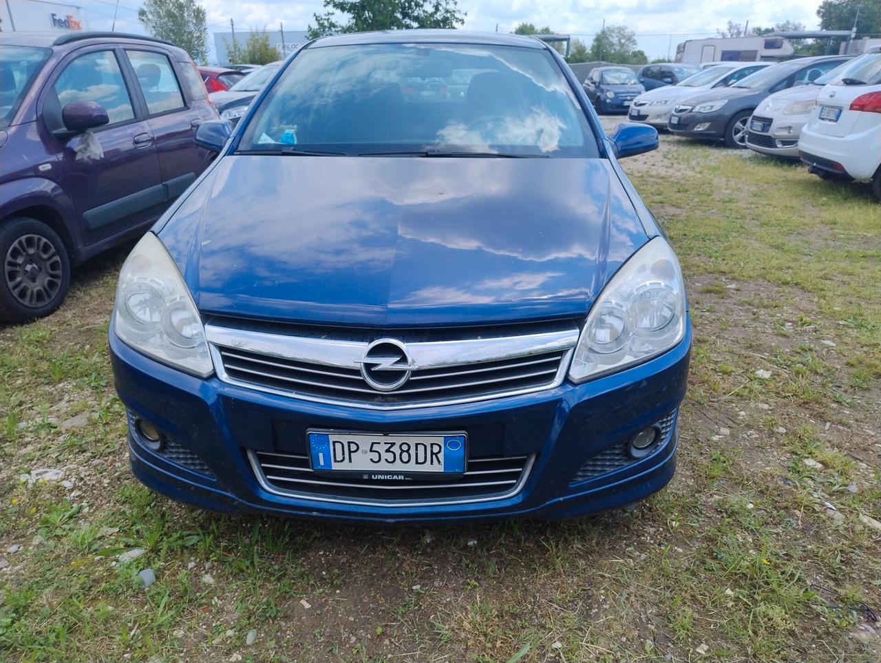 Opel Astra 1.6 16V VVT 5 porte Easytronic Cosmo