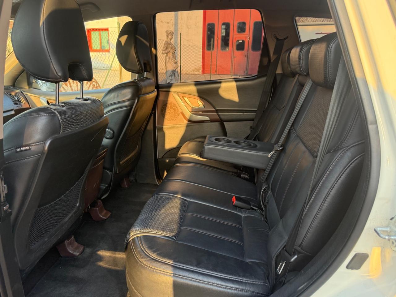Mahindra XUV500 2.2 16V FWD W8