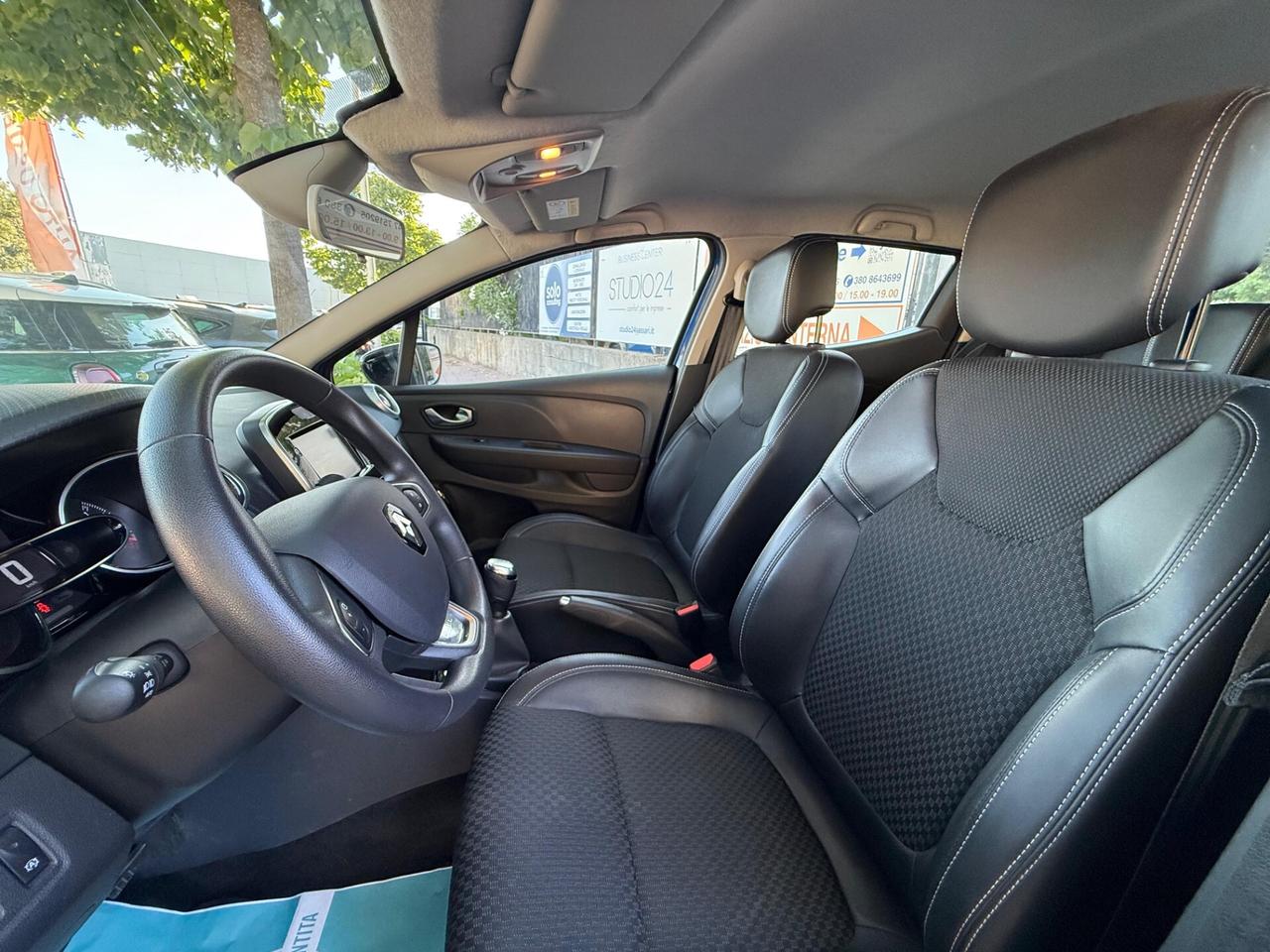 Renault Clio 0.9 TCE KM. 71000!