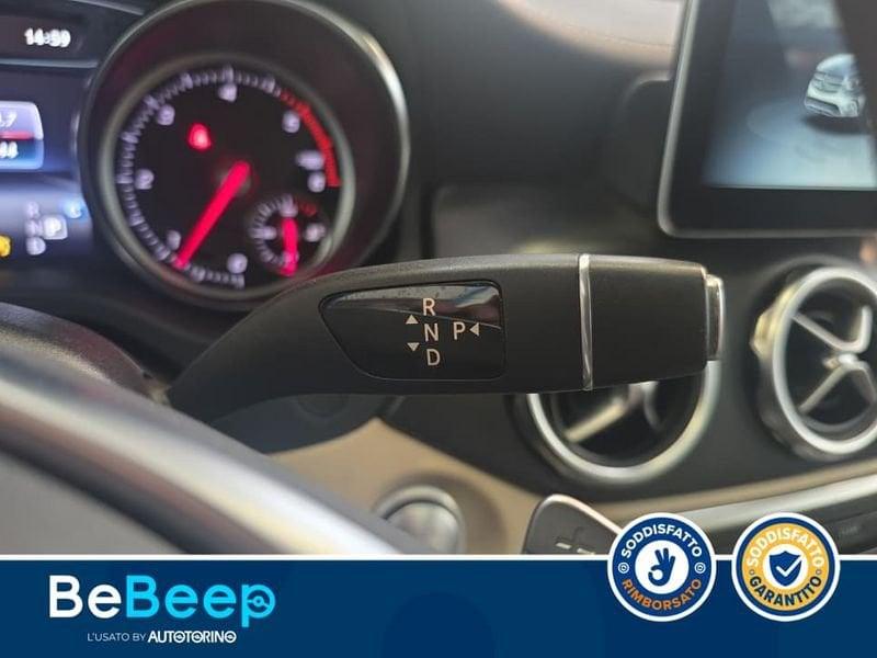 Mercedes-Benz GLA 200 D PREMIUM 4MATIC AUTO