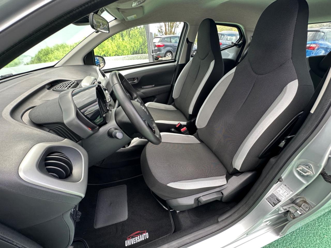 Toyota Aygo 1.0 VVT-i 69cv X-Play 2017