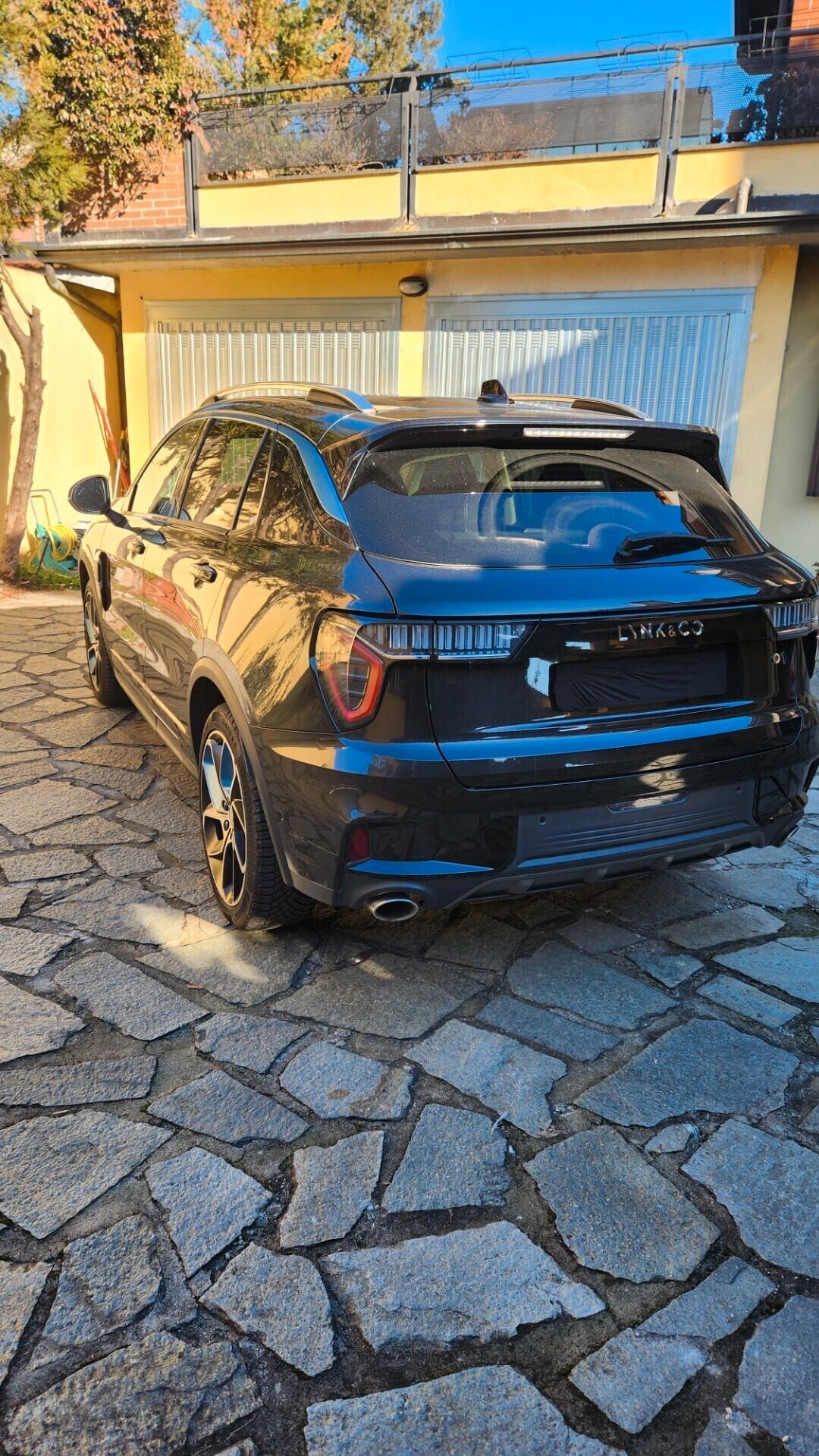 Lynk&co 01 PHEV