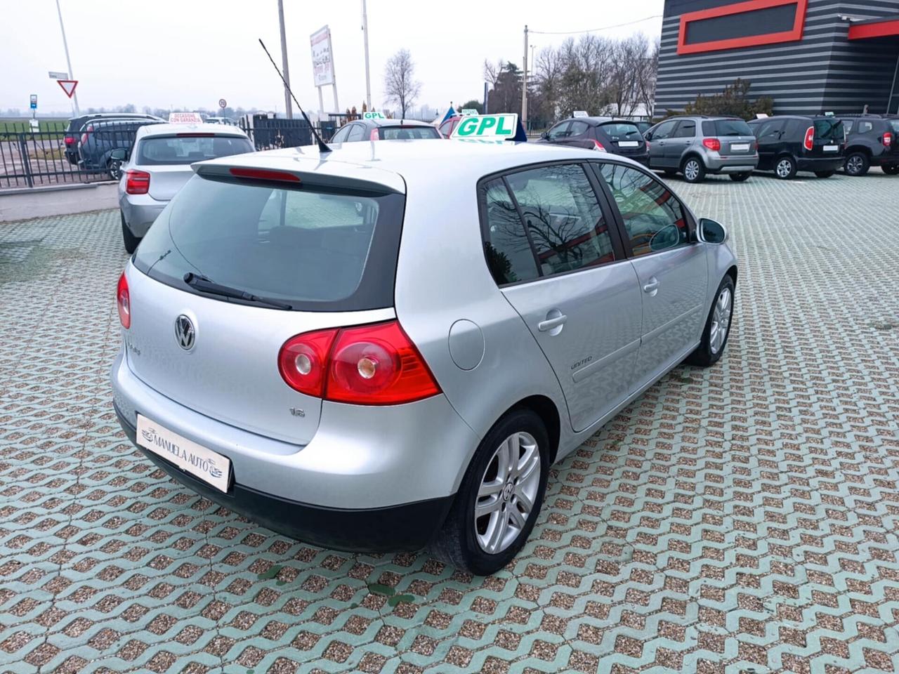 Volkswagen Golf 5 1.6 GPL 5p.