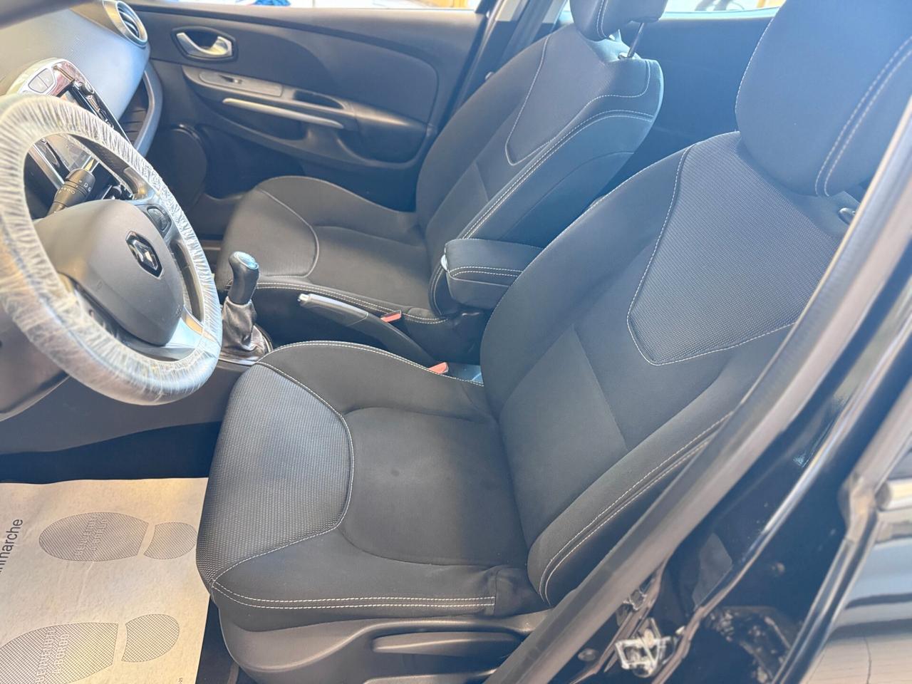 Renault Clio 1.5 dCi 8V 75CV 5 porte Costume National