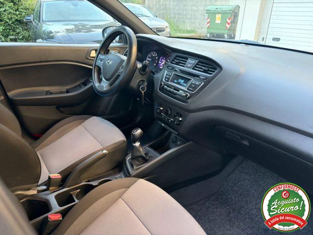 HYUNDAI i20 1.2 5 porte Go!