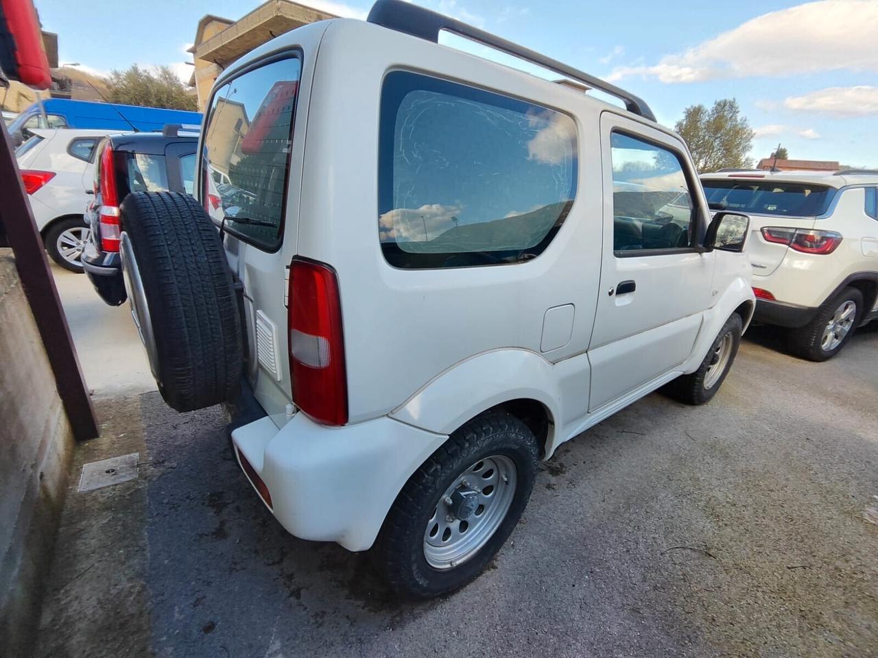 Suzuki Jimny 1.3 4WD Evolution Plus AUTOCARRO 2 POSTI