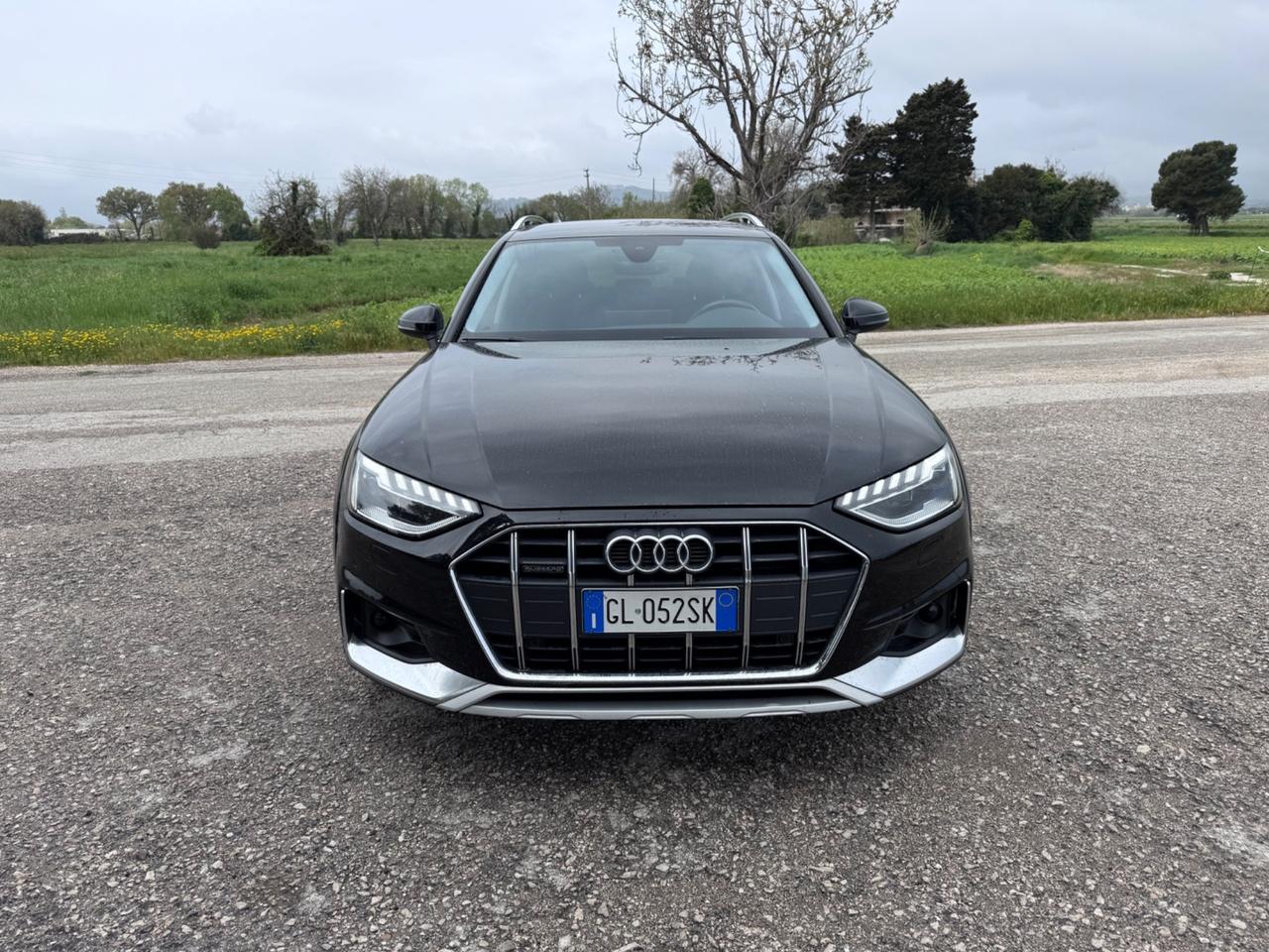 Audi A4 allroad 50 TDI tiptronic Identity Contrast