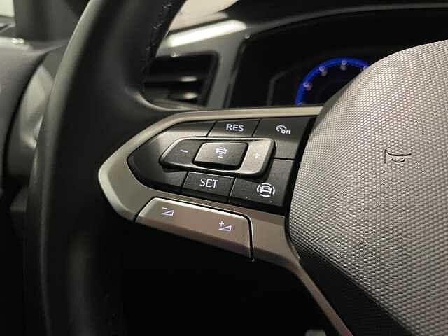 Volkswagen T-Roc 1.0TSI 110CV Life - NEOPATENTATI