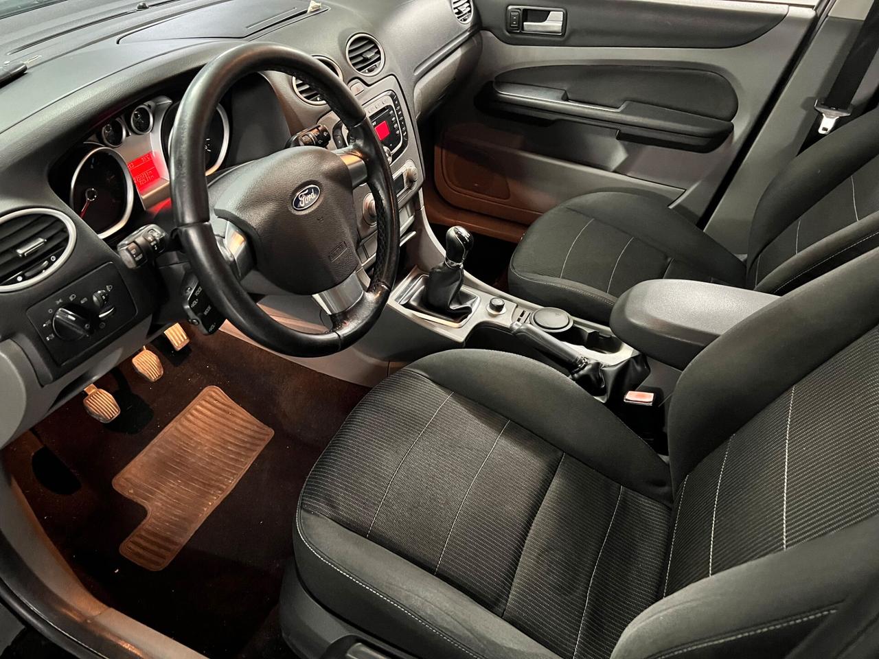 FORD FOCUS SW 1.6 TDCI TITANIUM 2010 PERFETTA