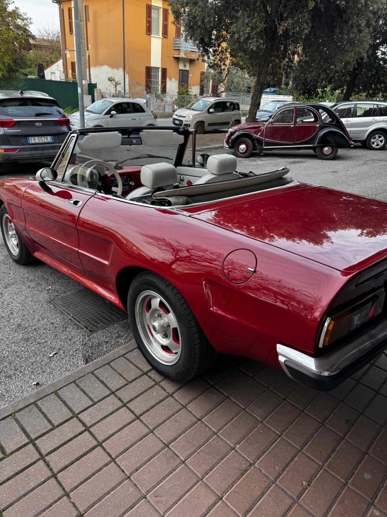 Alfa Romeo Spider 2.0 Veloce