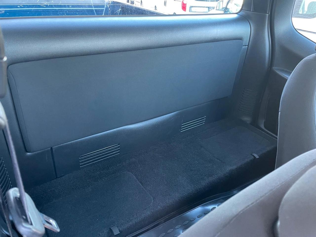 Nissan Navara 2.3 dCi 4WD King Cab Acenta