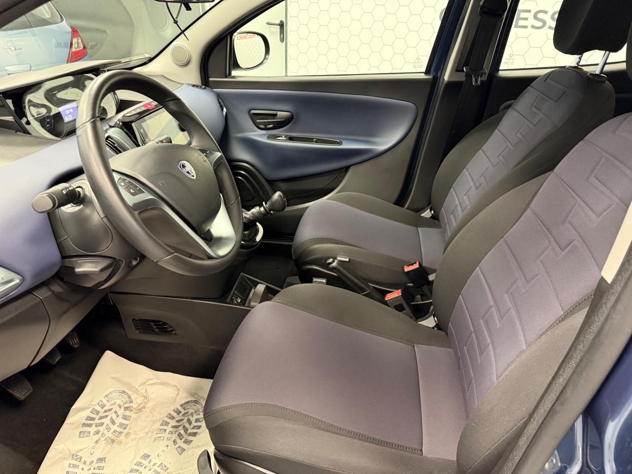 Lancia Ypsilon 1.0 FireFly Hybrid Platino PROMO ROTT. E4/E5