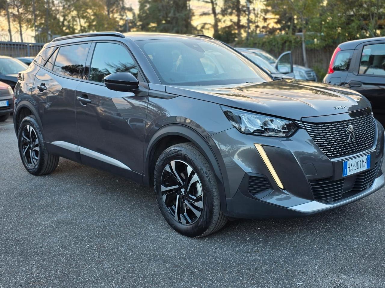 Peugeot 2008 PureTech 130 S&S EAT8 Allure