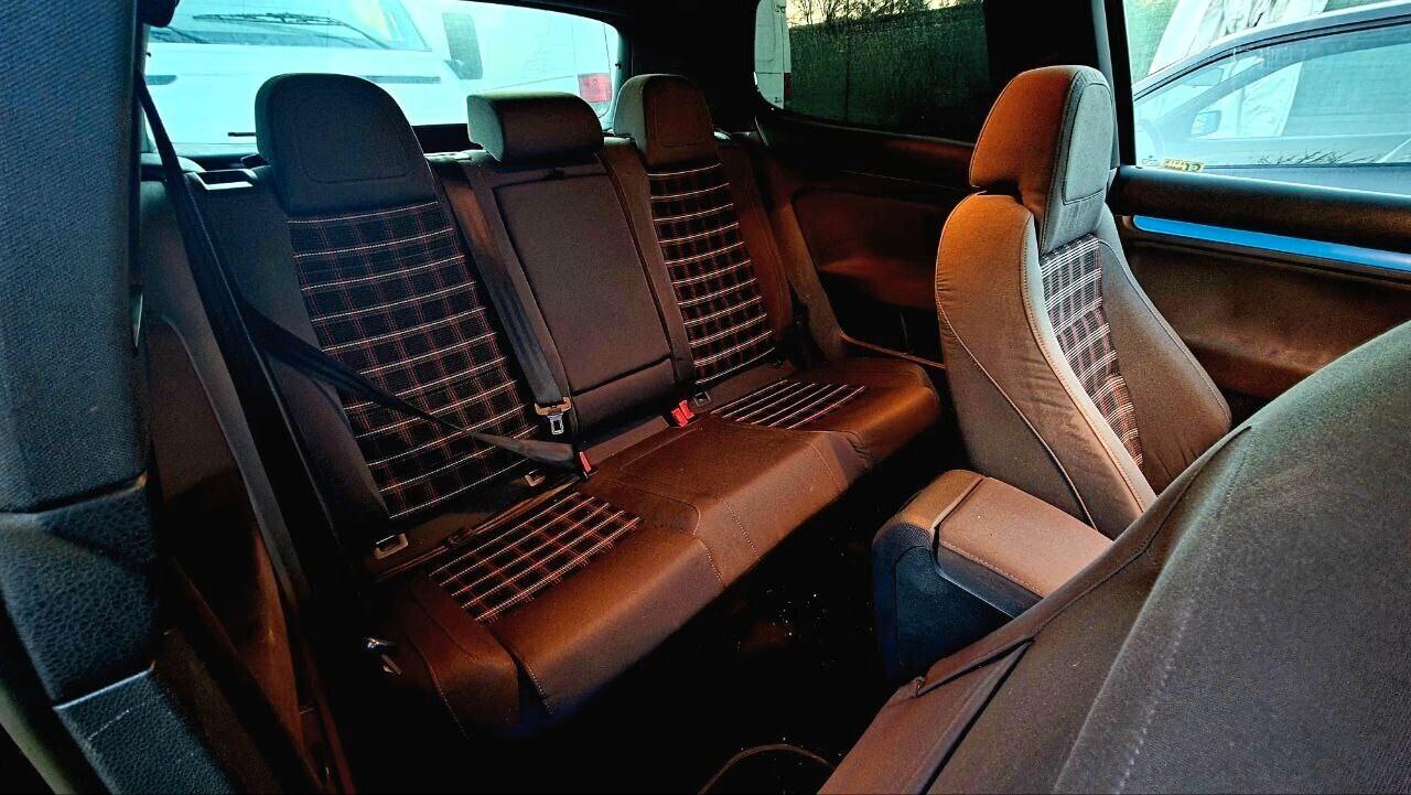 Volkswagen Golf GTI 2.0 ORIGINALE 200cv