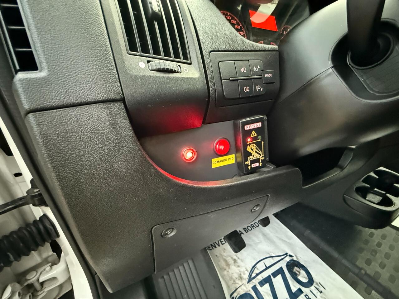 FIAT DUCATO 35 2.3 MJT 130CV MAXI 7 POSTI CON GRU FASSI 26