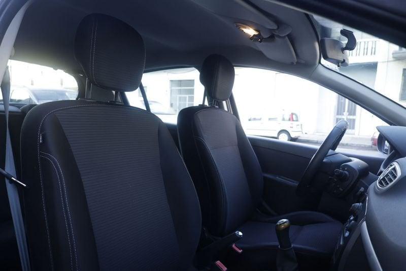 Renault Clio Renault Clio 1.2 16V 5 porte GPL Yahoo! 55KW ANNO 2012