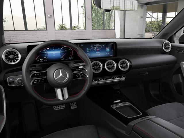 MERCEDES-BENZ A 180 d Automatic AMG Line Premium