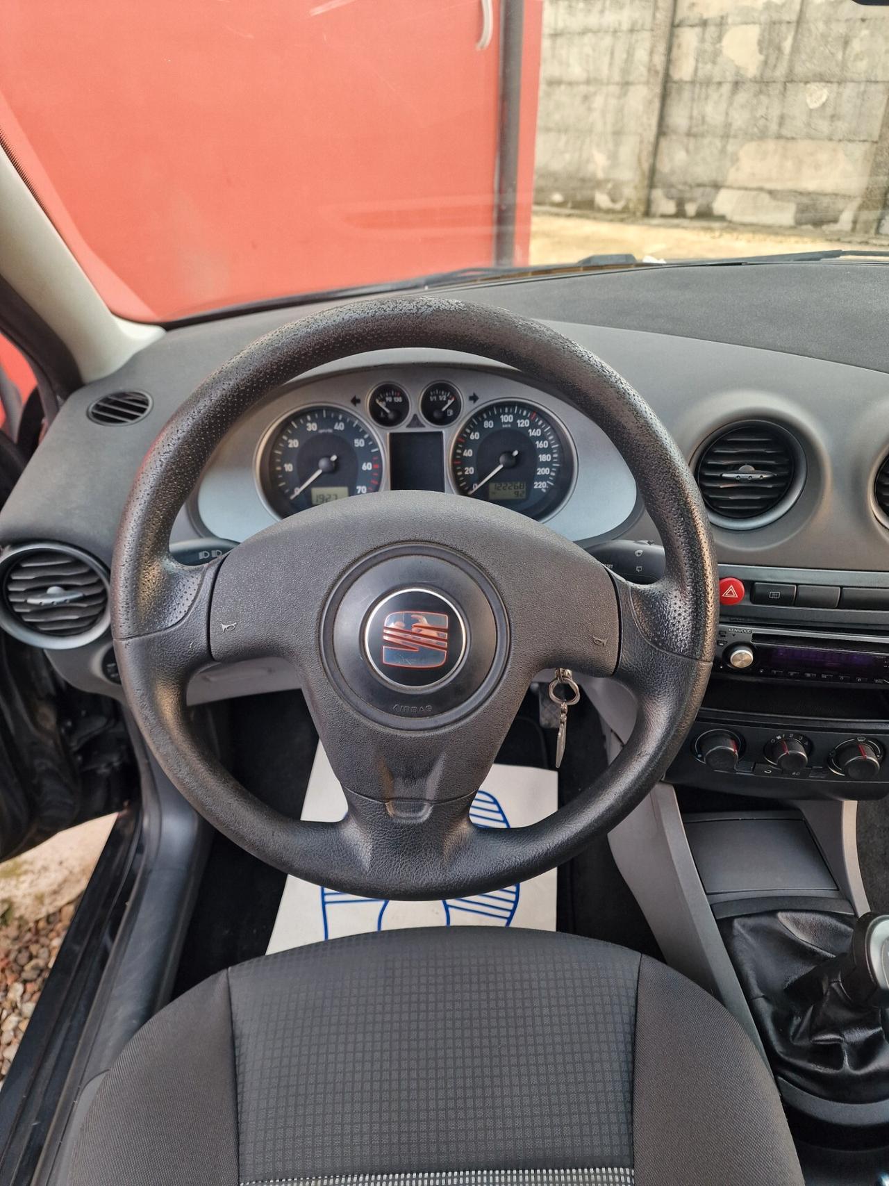 Seat Ibiza 1.2 12V 70CV 5p. Reference unicopr.