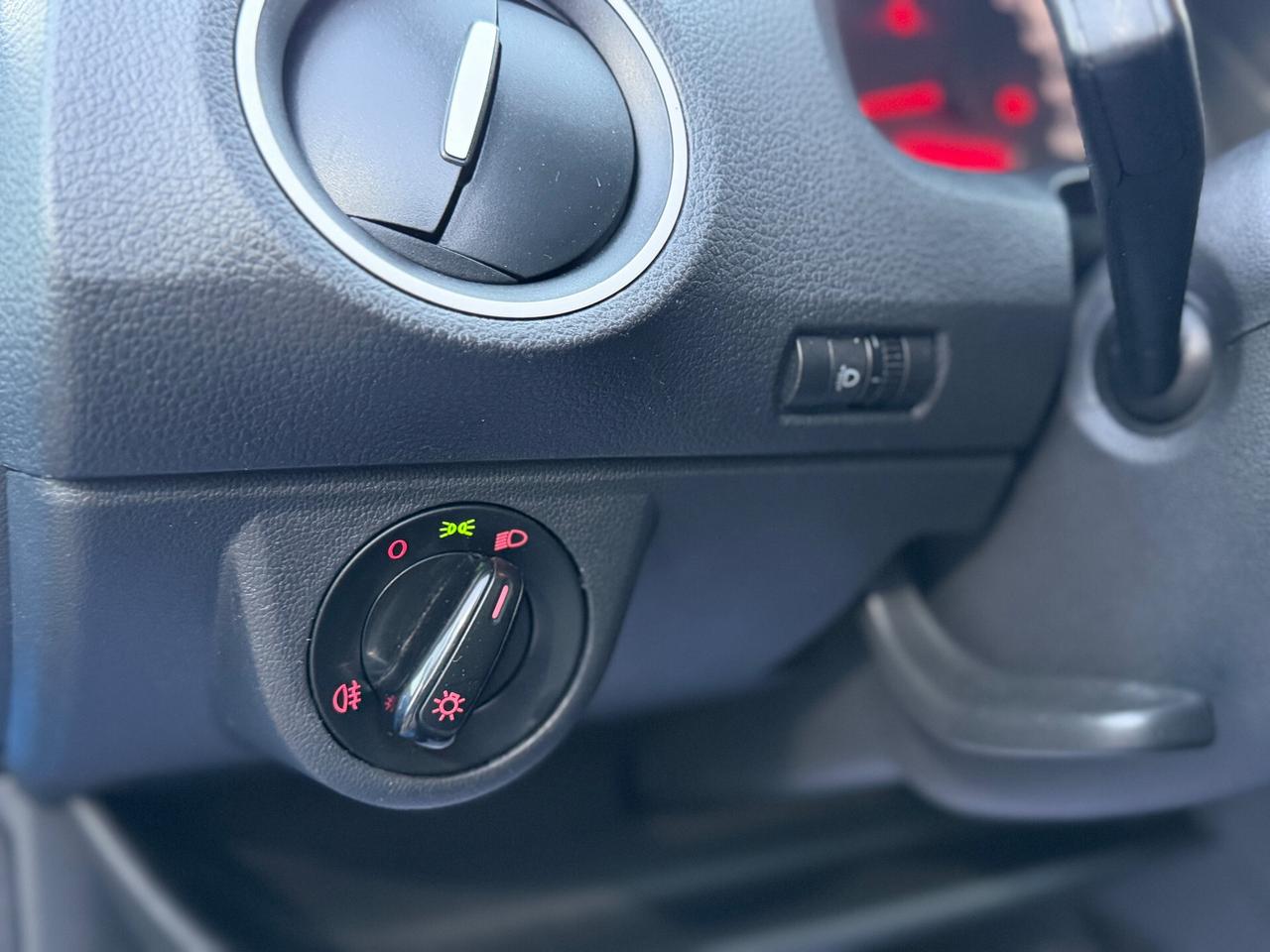 Volkswagen 1.0 5P move up! NEOPATENTATI OK