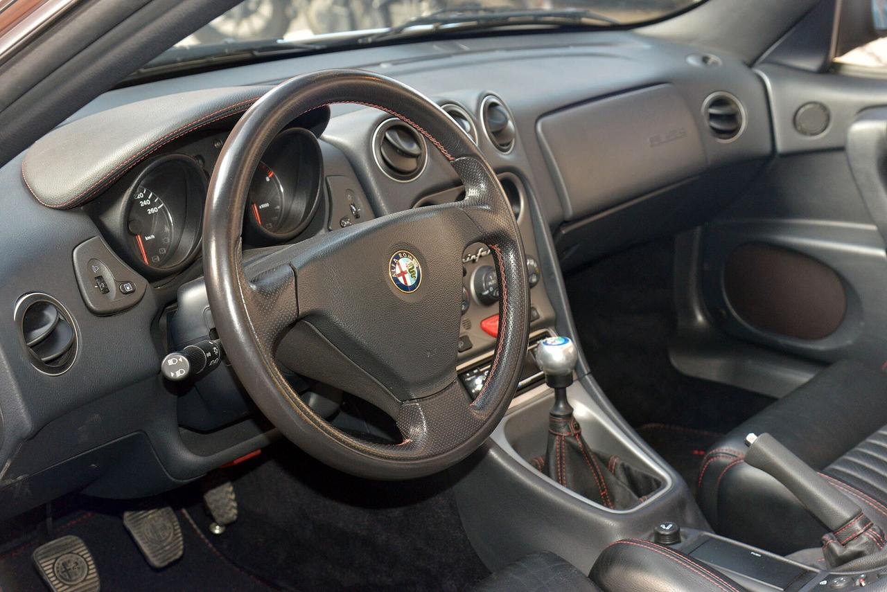 Alfa Romeo GTV Spider 3.0i V6 24V EDIZIONE SPORTIVA