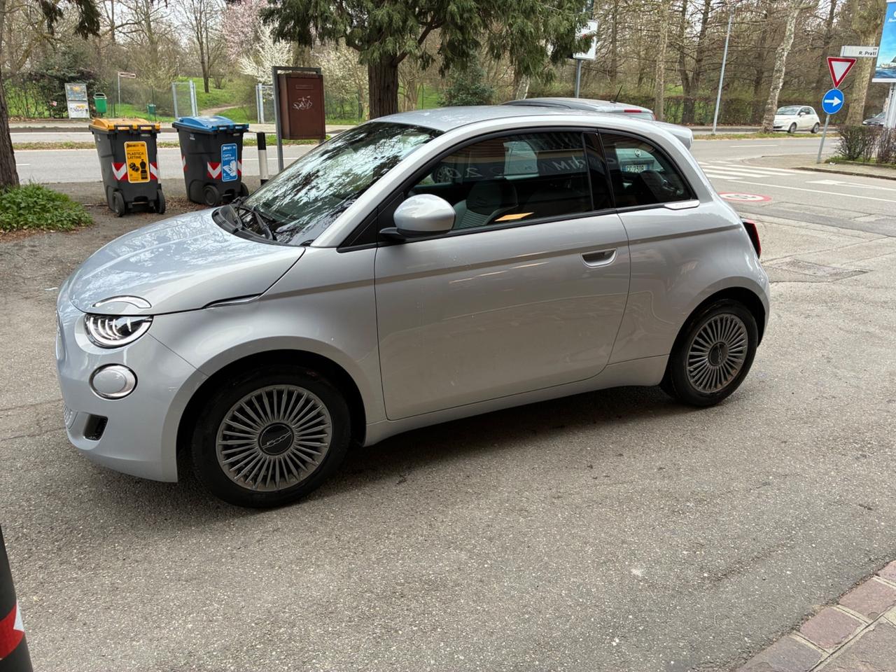 Fiat 500 Berlina Hybrid Torino
