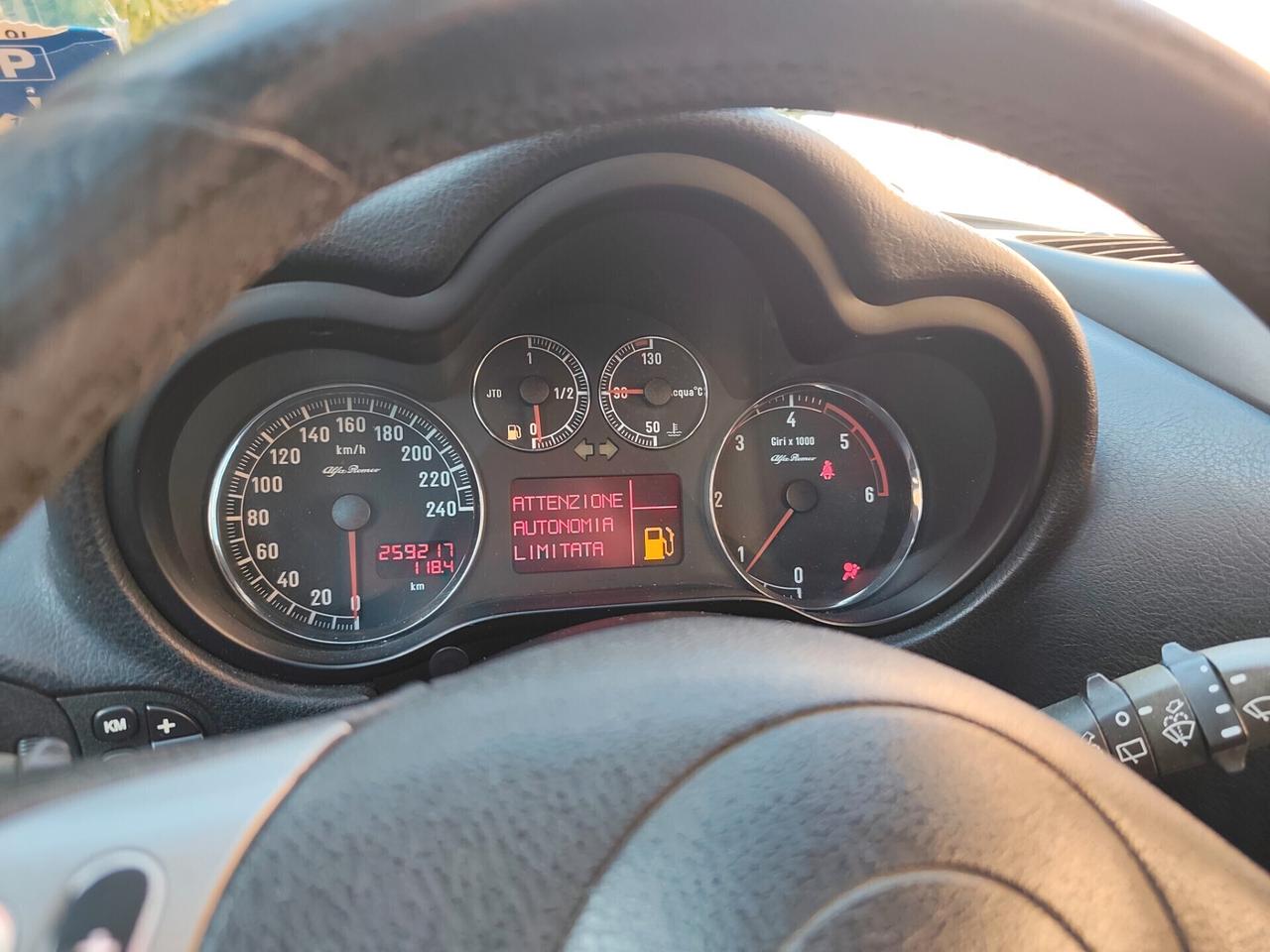 Alfa Romeo 147 1.9 JTD (115) 3 porte Exclusive