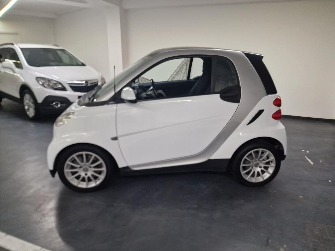 Smart ForTwo 1000 52 kW coupé passion