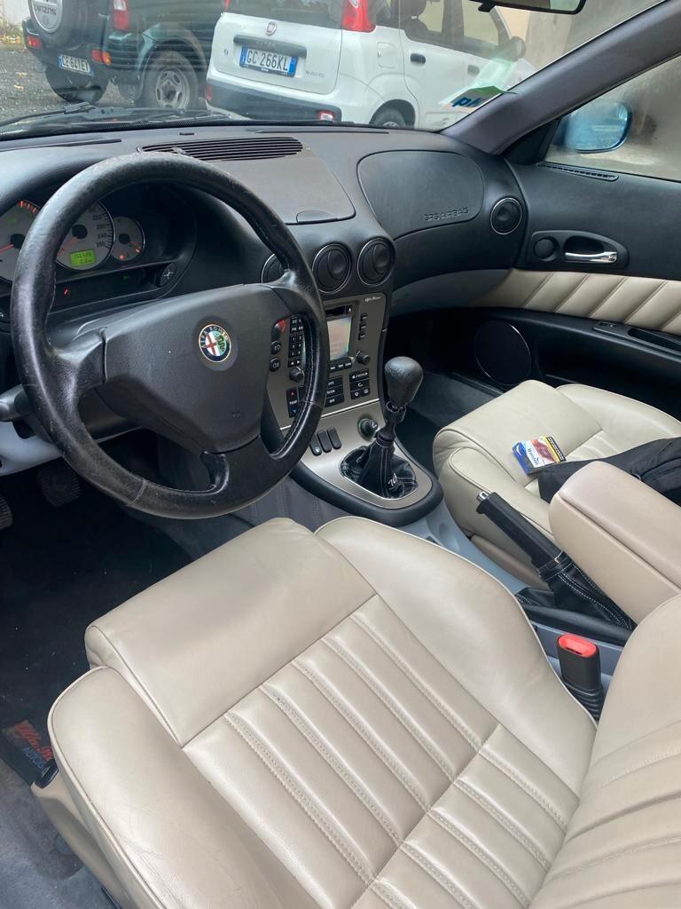 Alfa Romeo 166 2.0i 16V Twin Spark cat Distinctive