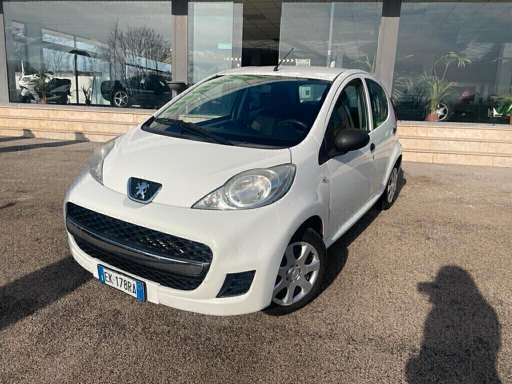 Peugeot 107 1.0 68CV 5p. Allure NEOPATENTATI