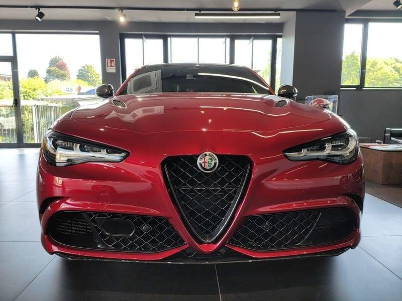 Alfa Romeo Giulia Quadrifoglio V6 520 CvQuadrifoglio Collezione