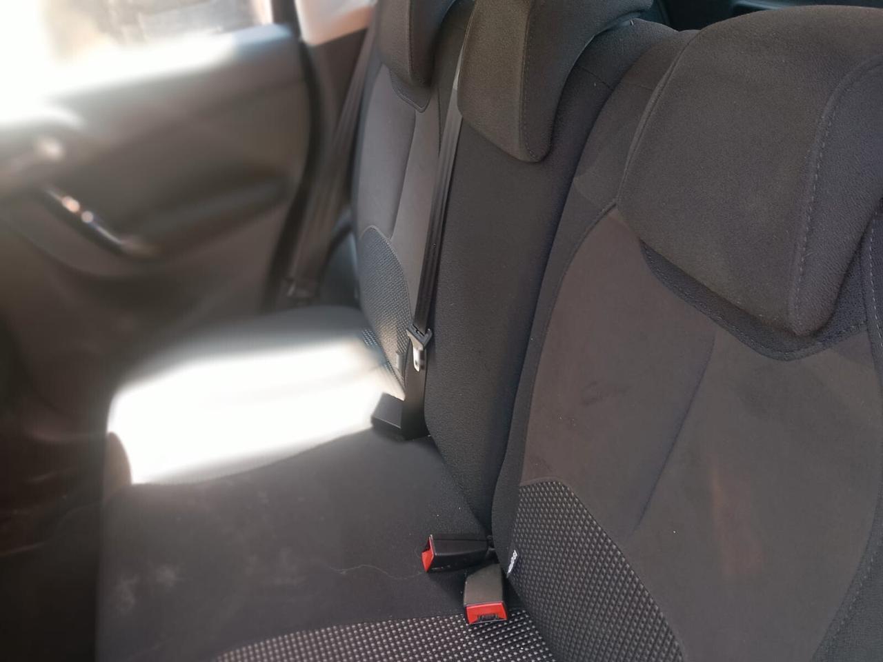 Citroen C3 benzina full optional 100000 km