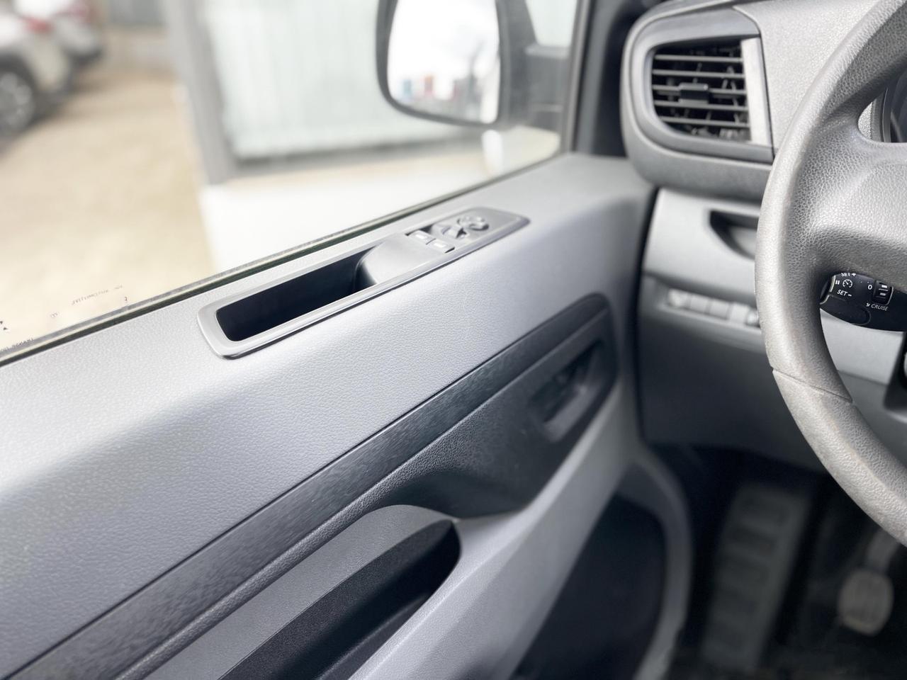 Peugeot traveller 1.6 Diesel 95CV E6 Neo - 2019