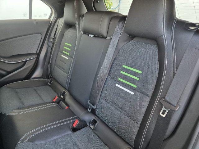 MERCEDES-BENZ A 160 d Automatic Premium