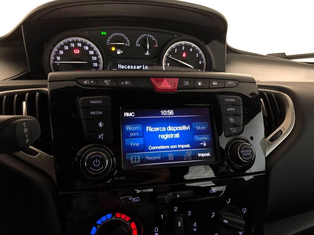 Lancia Ypsilon 5 Porte 1.2 Ecochic Silver