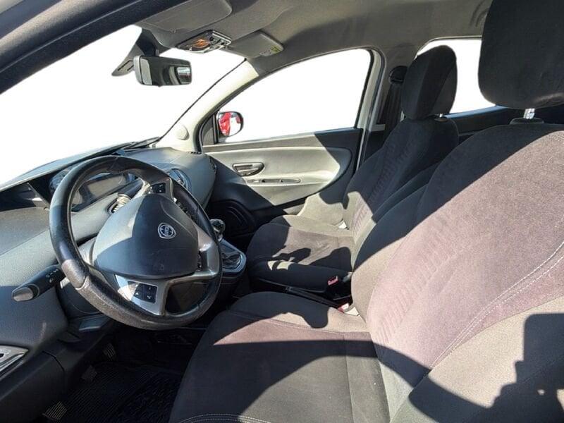 Lancia Ypsilon Ypsilon 1.2 8v Gold c/CL ecochic Gpl 69cv
