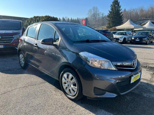 TOYOTA Yaris 1.0 5 porte Lounge