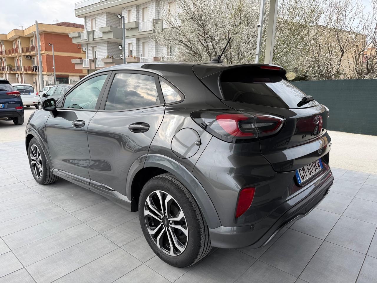 Ford Puma 1.0 EcoBoost Hybrid 125 CV S&S aut. ST-Line