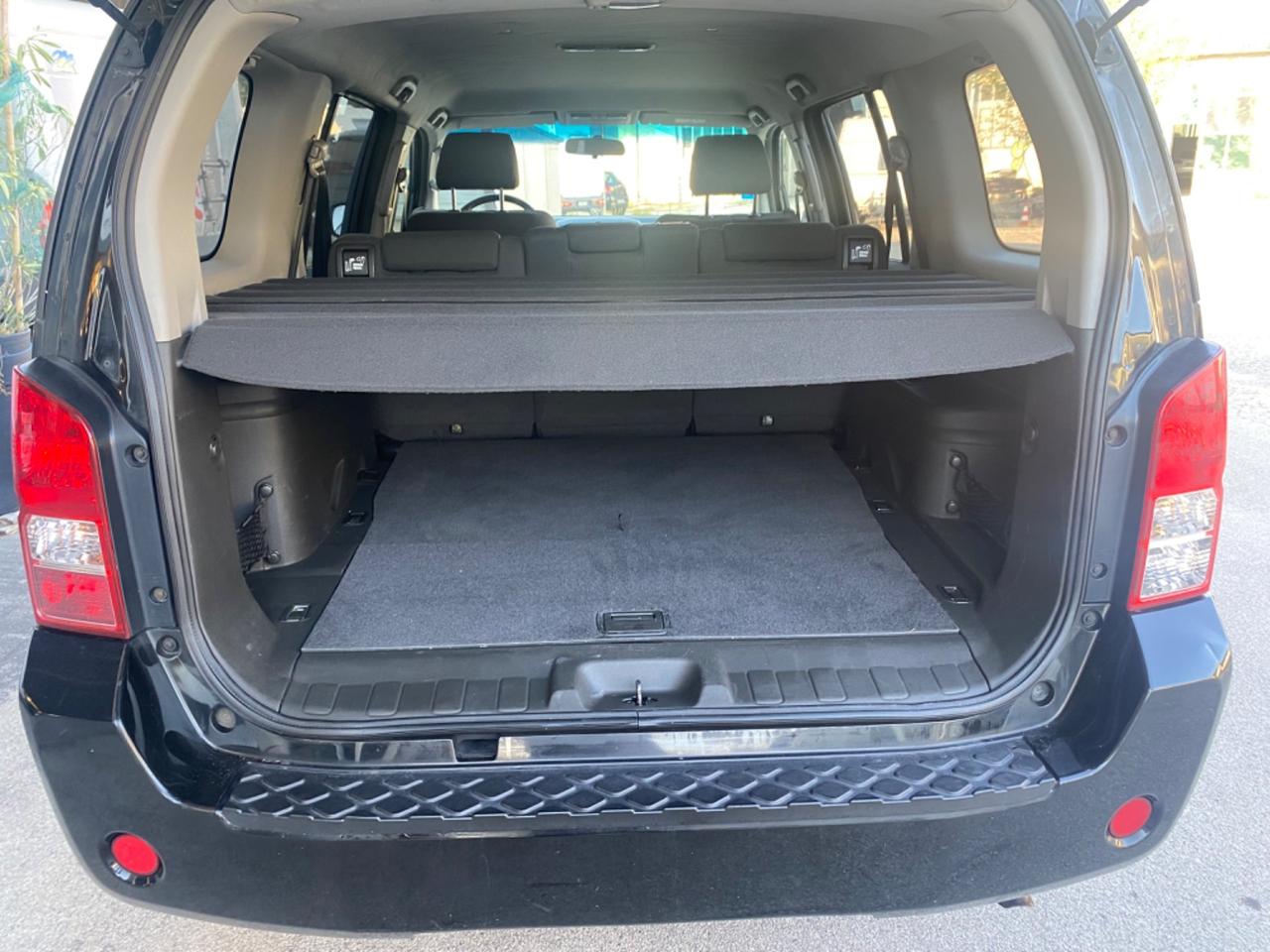 Nissan Pathfinder 2.5 dCi XE Plus
