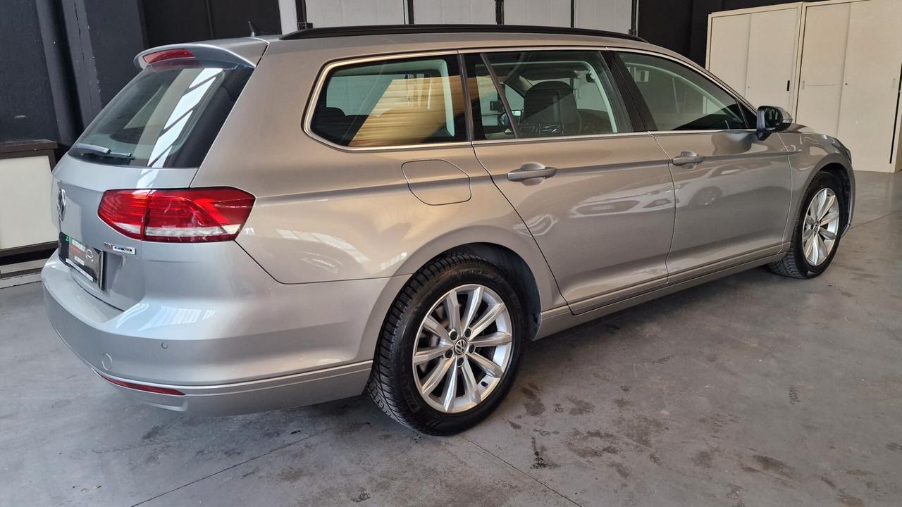 Volkswagen Passat Variant 1.6 TDI DSG Comfortline BlueMotion Tech.
