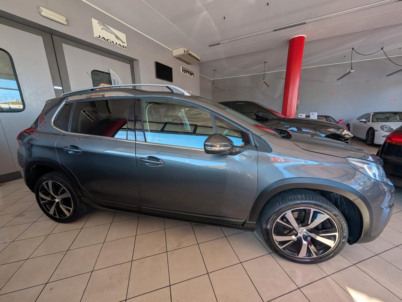 Peugeot 2008 Black Matt 62.000 KM