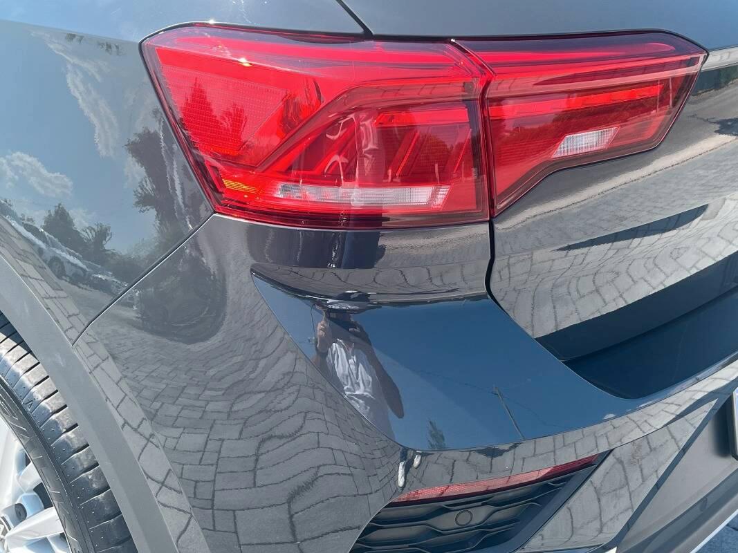 Volkswagen T-Roc 1.0 tsi Business 110cv - SOLI 30.000 KM