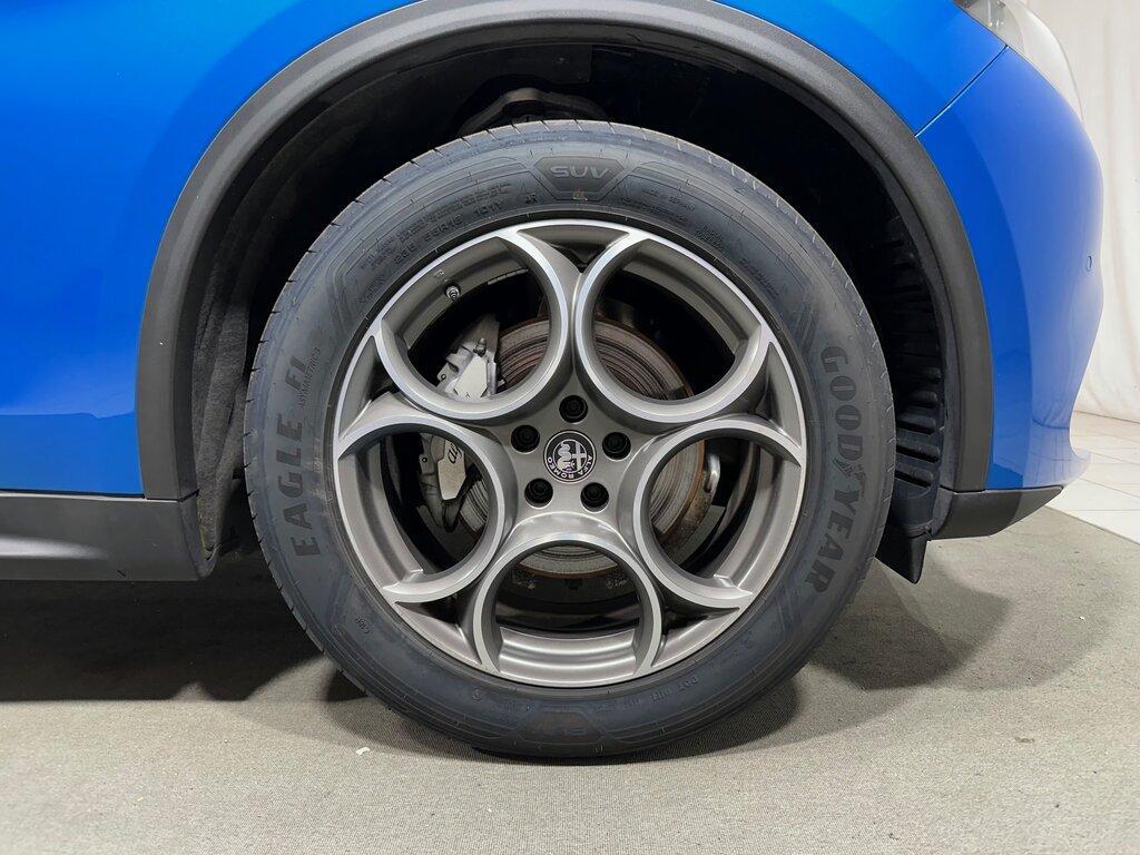 Alfa Romeo Stelvio 2.0 t Sprint Q4 280cv auto