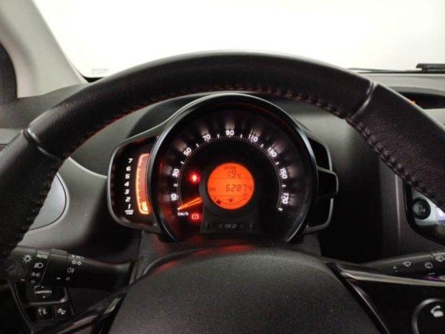 TOYOTA Aygo Connect 1.0 VVT-i 72 CV 5 porte x-play