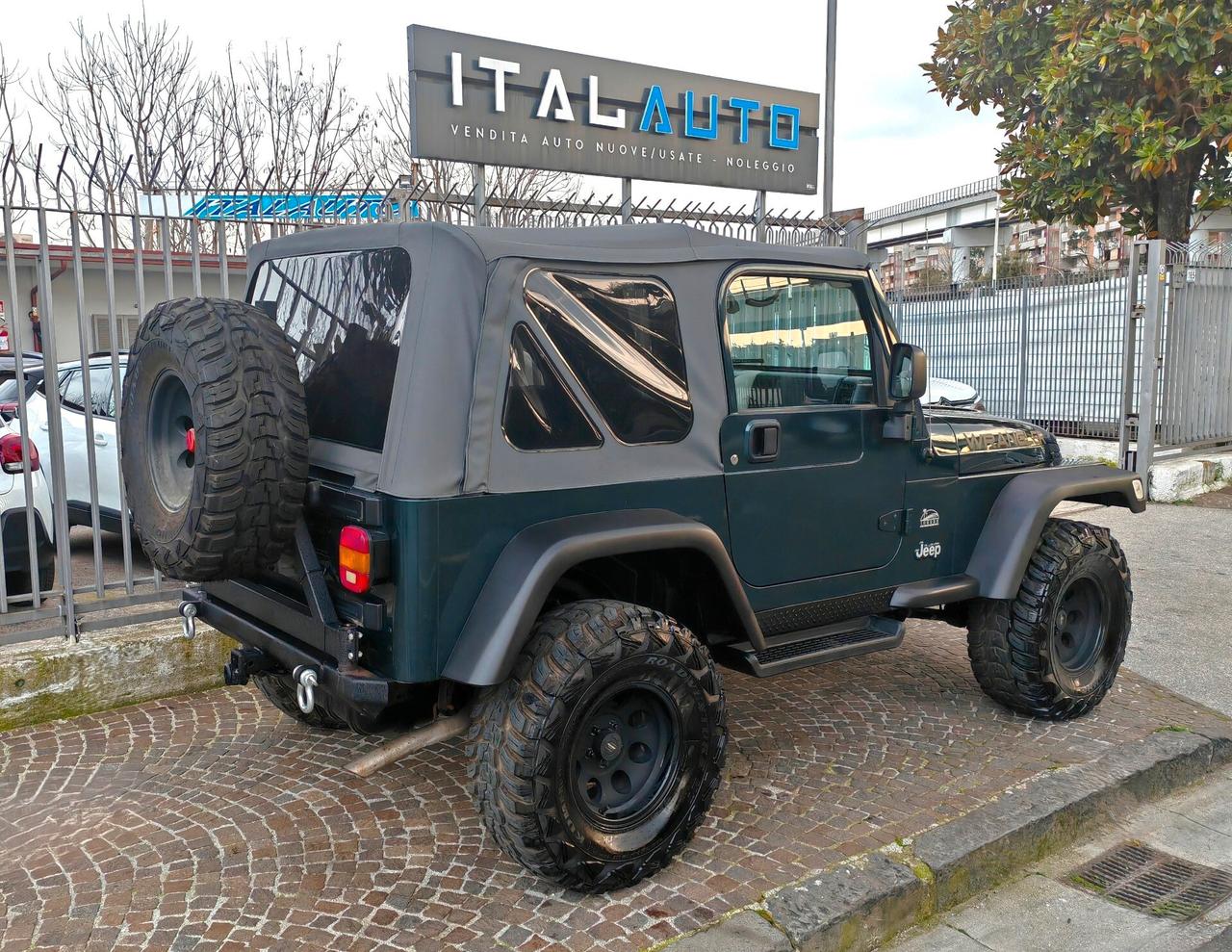 Jeep Wrangler 4.0 cat Sahara