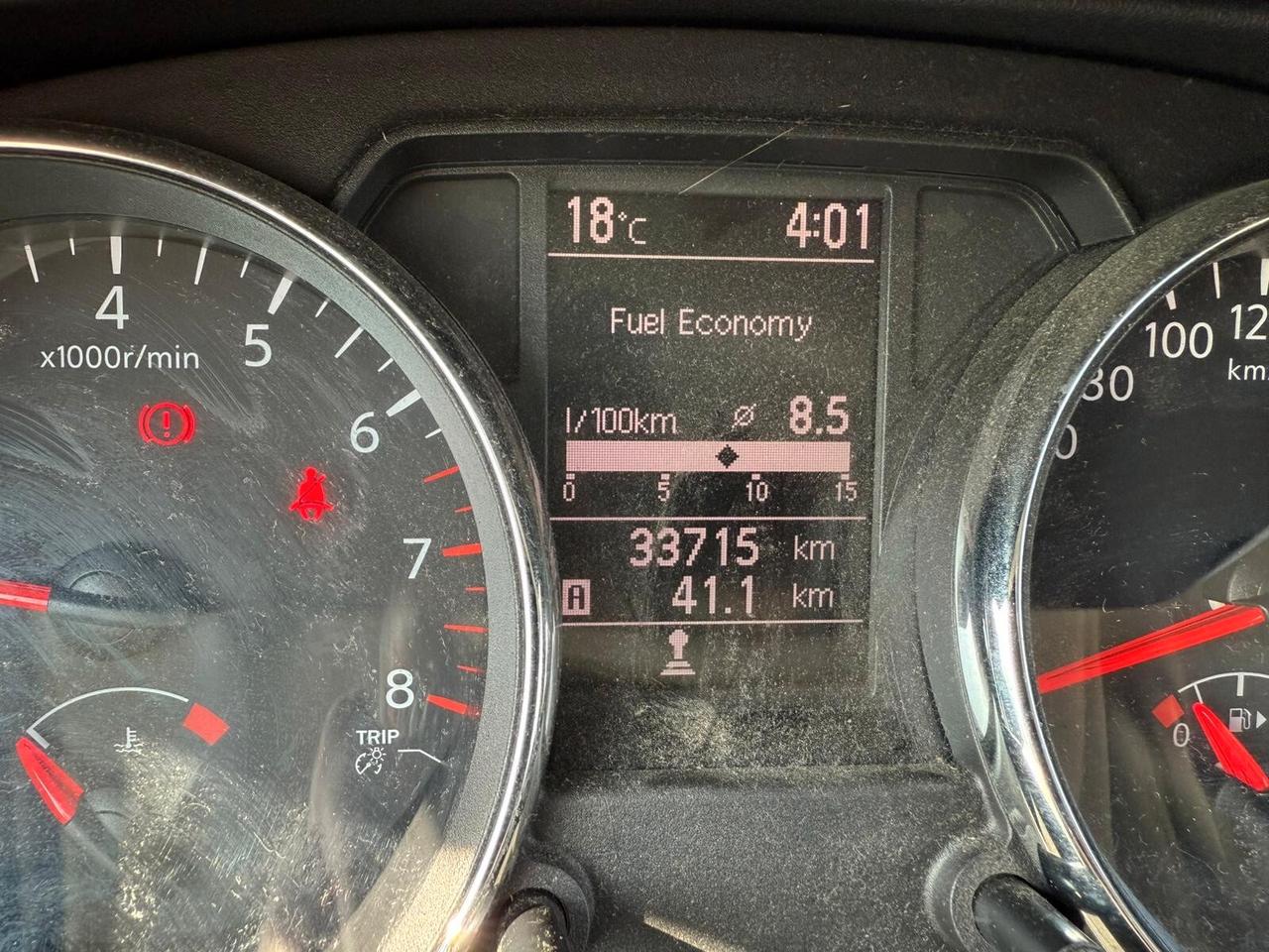 Nissan Qashqai 1.6 BENZINA UNICO-PROPR 33.715 KM