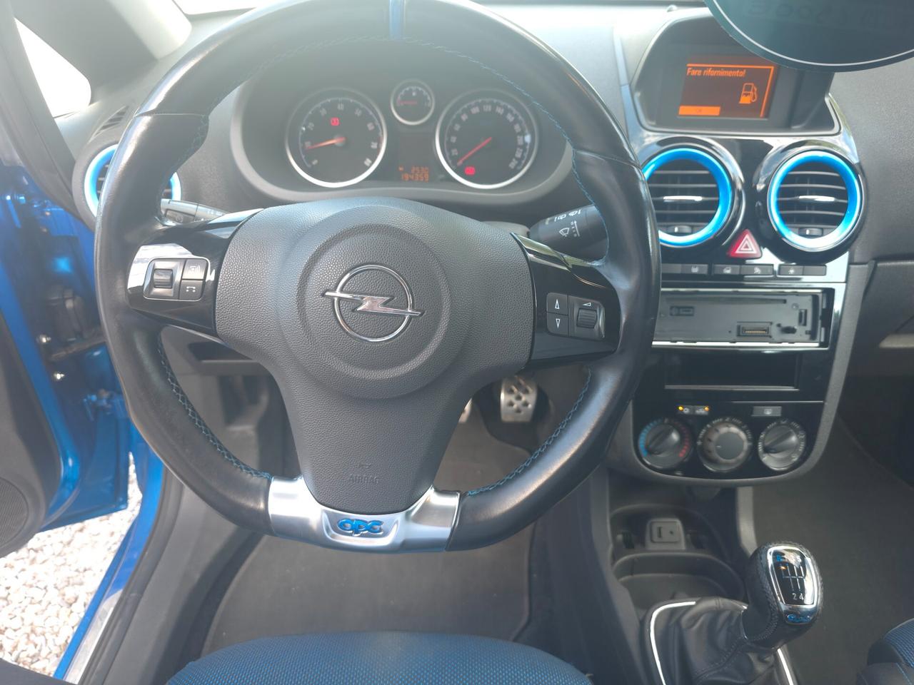 Opel Corsa 1.6 T 192CV 3 porte OPC
