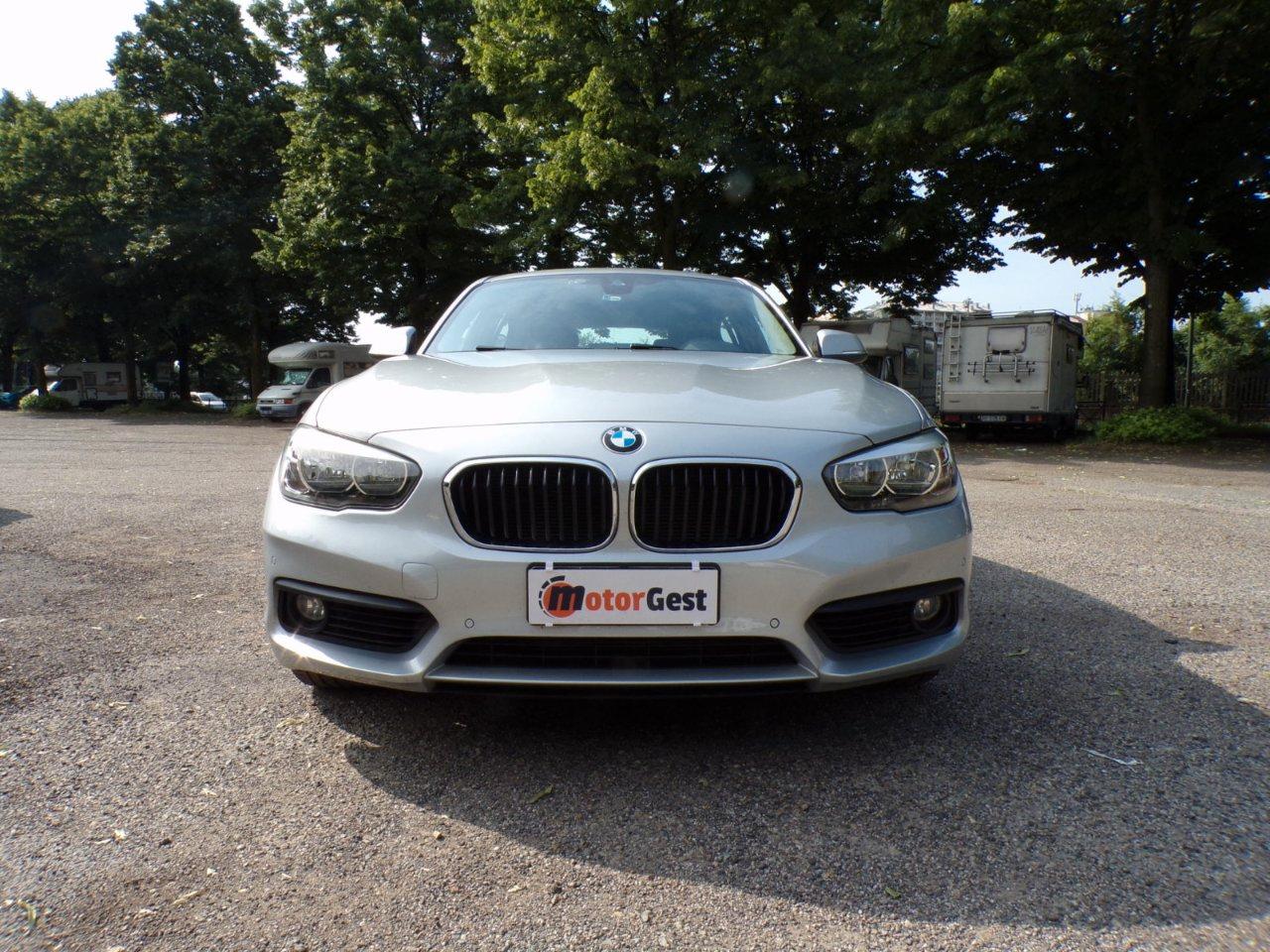 BMW 118 d Advantage 5p auto