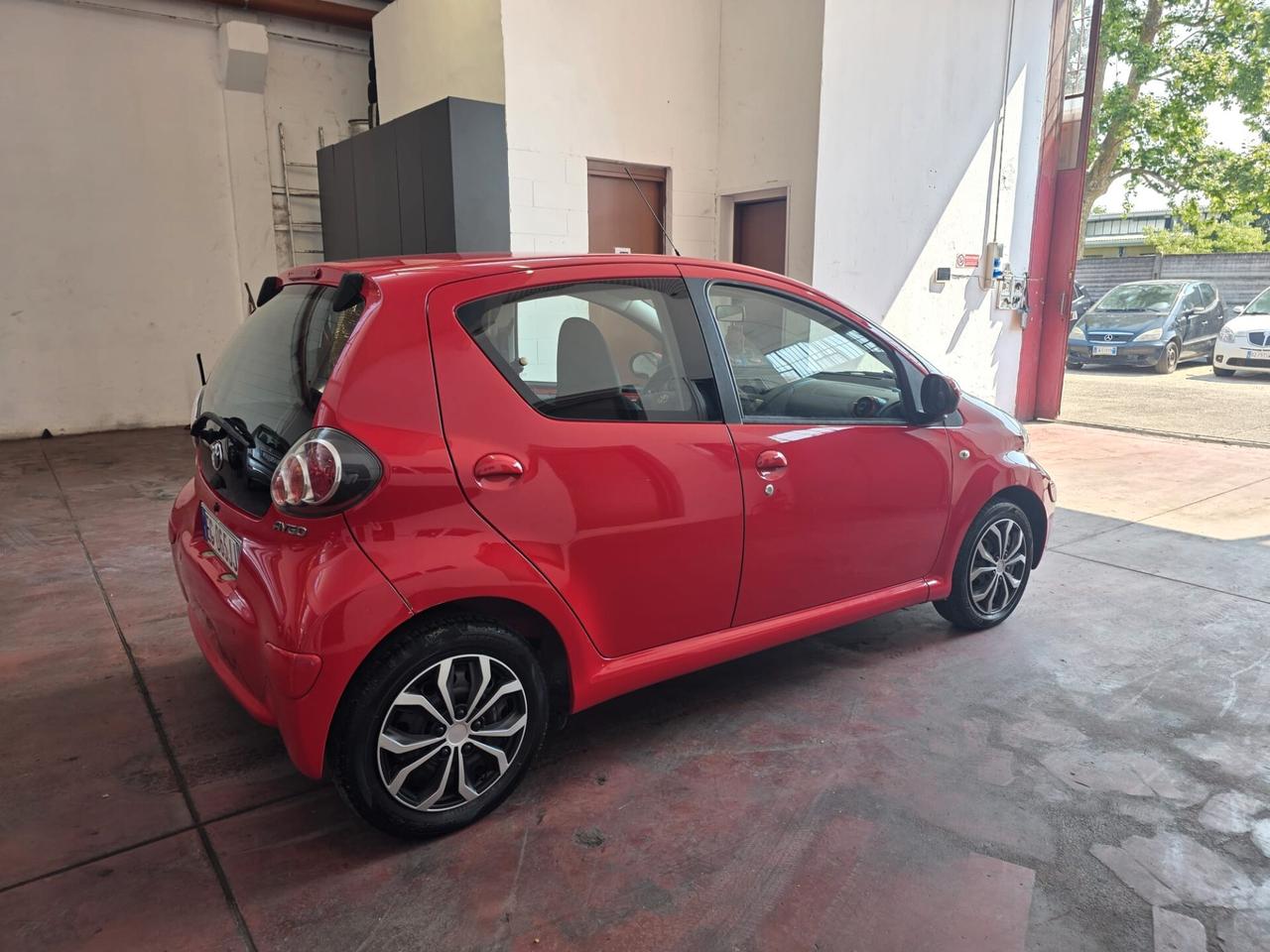 Toyota Aygo 1.0 12V VVT-I 5P DEEP OCEAN CONNECT 71.000KM