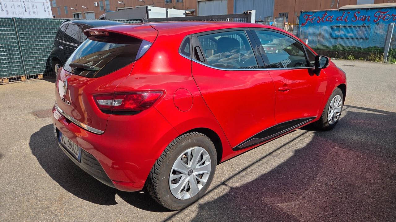 Renault Clio 1.2 75CV 5 porte Intens unico proprietario