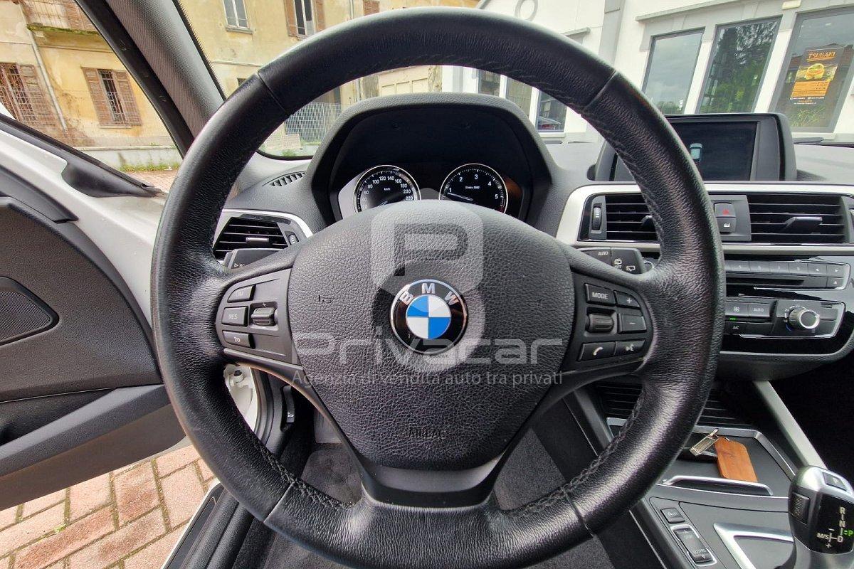 BMW 118d 5p. Advantage